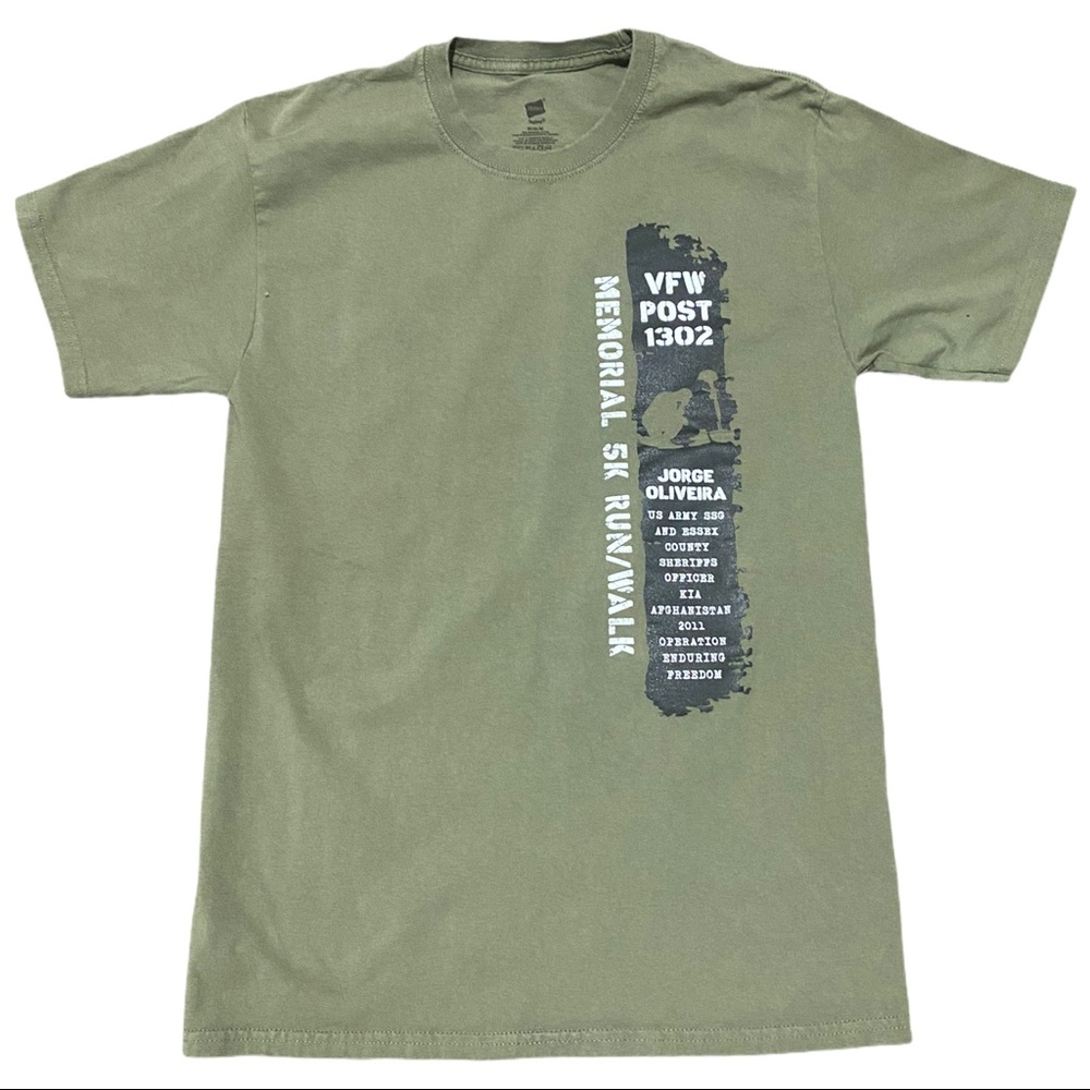 SOLD🛑Retro 2011 US Army Memorial 5K Run Green T Shirt